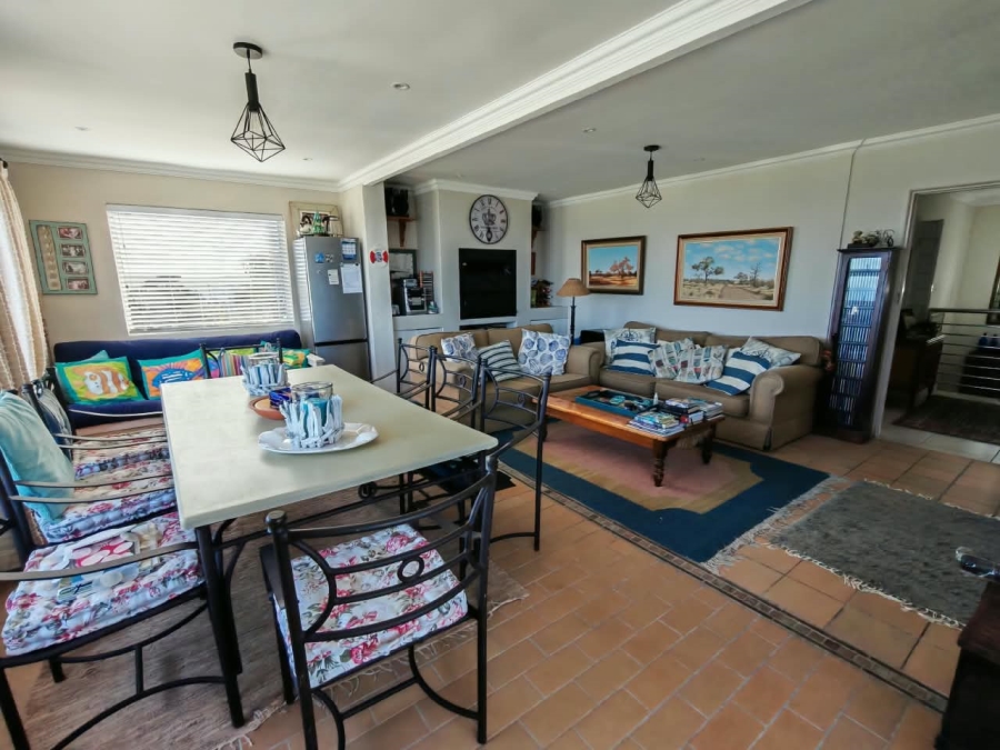 4 Bedroom Property for Sale in Herolds Bay Western Cape